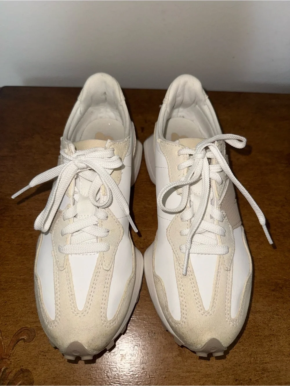 New Balance Women's 327 Sneakers 8